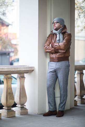 Comment porter un bonnet gris