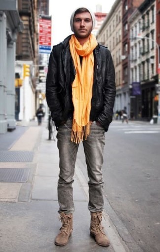 Comment porter un bonnet gris