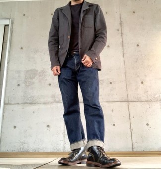 Un jean à porter avec un blazer gris
