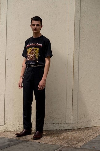 Comment porter une ceinture en toile grise en été