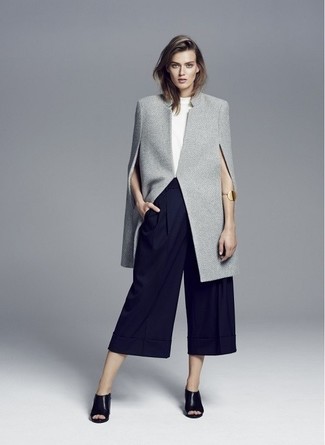 Comment porter un manteau cape gris