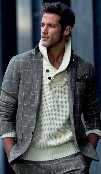 Comment porter un costume en laine à carreaux gris