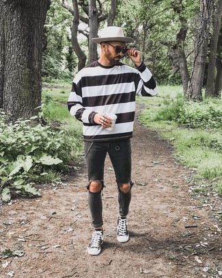 Comment porter un chapeau gris pour un style relax