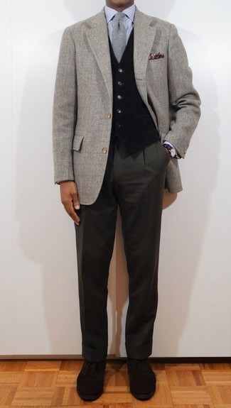 Comment porter un blazer à chevrons gris