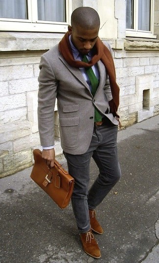 Comment porter une veste grise