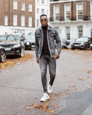 Comment porter une veste grise pour un style relax