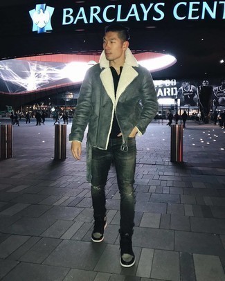 Comment porter une veste grise pour un style relax quand il fait froid