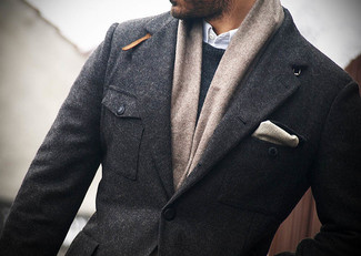 Comment porter une veste grise