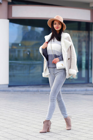 Comment porter un jean gris