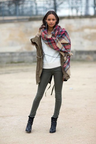 Comment porter un jean gris