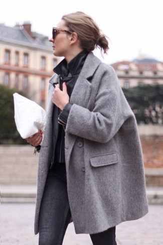 Comment porter un jean gris