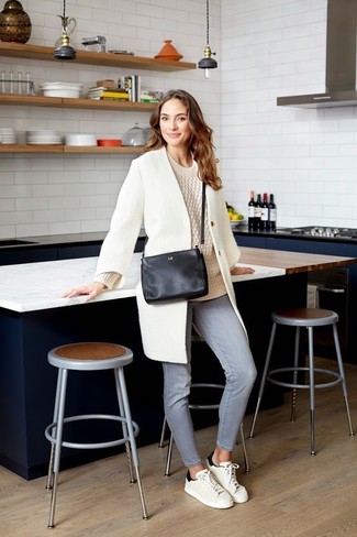 Comment porter un jean gris