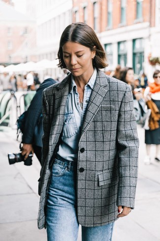 Comment porter un blazer écossais gris