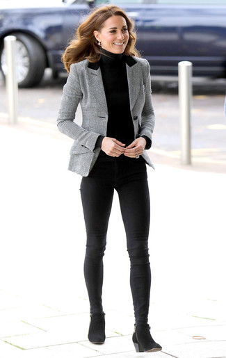 Comment porter un blazer écossais gris
