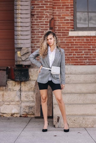 Comment porter un blazer écossais gris
