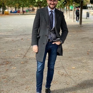 Comment porter un blazer en laine écossais gris