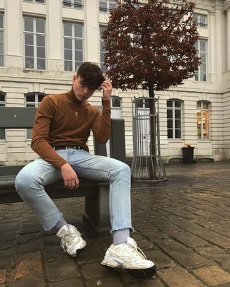 Comment porter des chaussettes grises pour un style relax