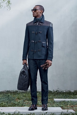 Des double monks à porter avec un pull à col roulé gris pour un style chic decontractés quand il fait chaud