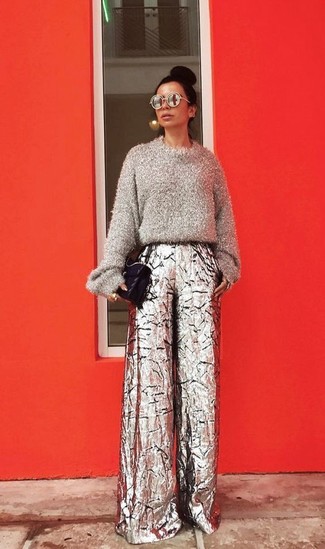Comment porter un pantalon large gris en automne