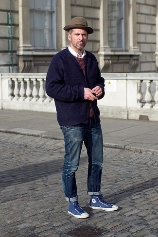 Comment porter un chapeau pour un style decontractés après 40 ans