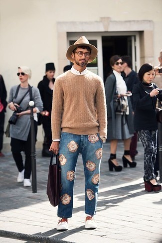 Comment porter un chapeau pour un style decontractés après 40 ans