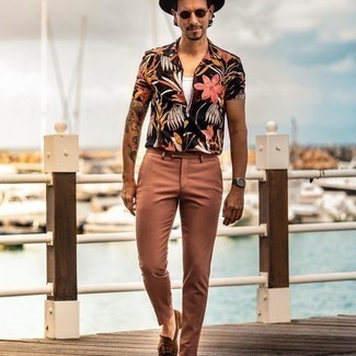 Comment porter un chapeau pour un style decontractés après 40 ans