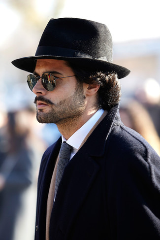 Comment porter un chapeau pour un style elégantes