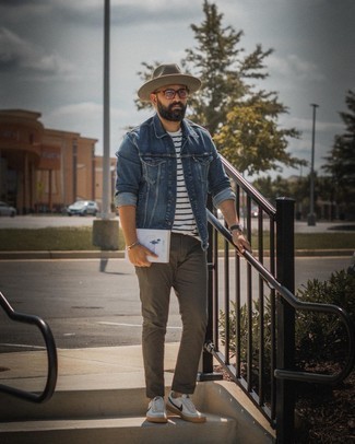 Comment porter un chapeau pour un style decontractés après 40 ans