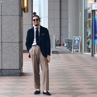 Comment porter une veste pour un style elégantes en été