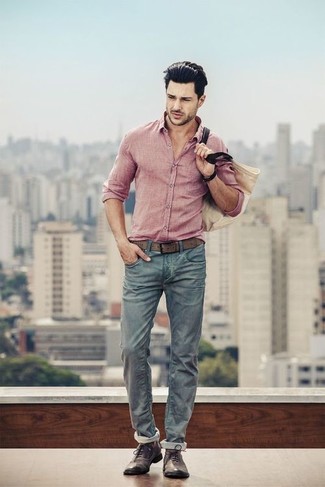 Comment porter un jean avec des chaussures richelieu