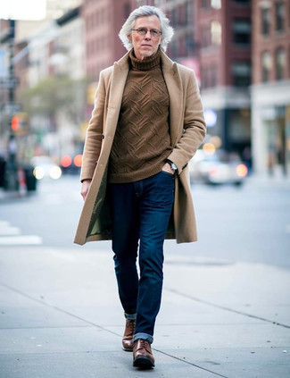 Comment porter un pull en tricot pour un style chic decontractés quand il fait frais