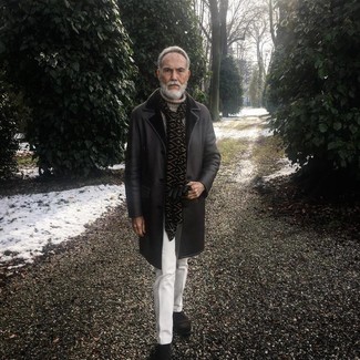 Comment porter un pull en tricot quand il fait frais après 60 ans