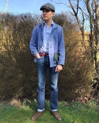 Comment porter une chemise à manches courtes en vichy bleu clair