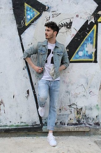 Comment porter une veste bleu clair pour un style relax