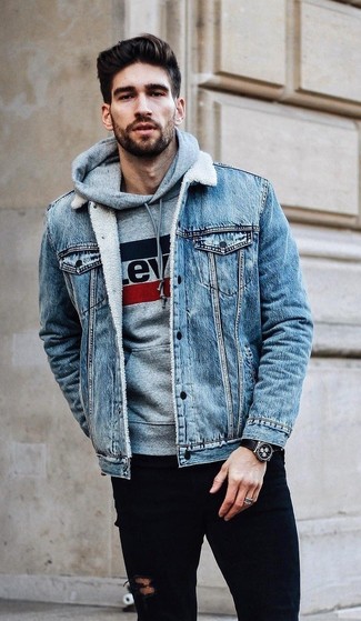 Comment porter une veste bleu clair pour un style relax