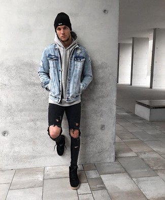 Comment porter une veste bleu clair pour un style relax