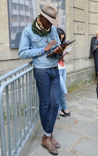 Comment porter une veste bleu clair pour un style chic decontractés au printemps