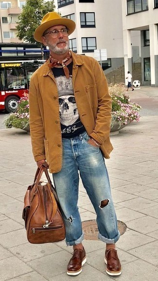 Comment porter un jean imprimé bleu clair
