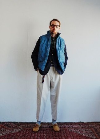 Comment porter des chaussettes bleu clair en automne à 30 ans