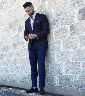 Comment porter des chaussettes bleu clair en été