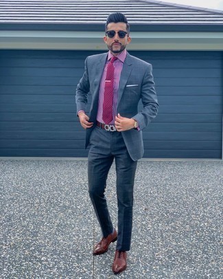 Comment porter des chaussettes bleu clair en été