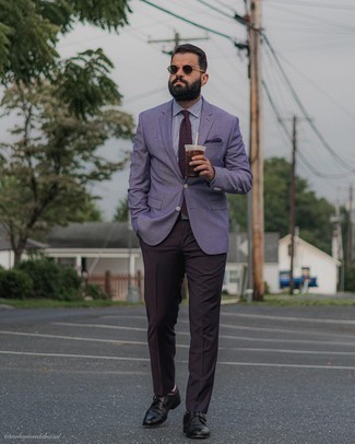 Comment porter un blazer violet clair