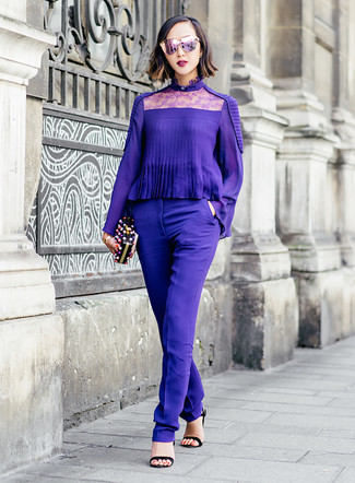 Comment porter un chemisier violet clair