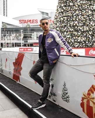 Comment porter un blouson aviateur violet clair quand il fait chaud