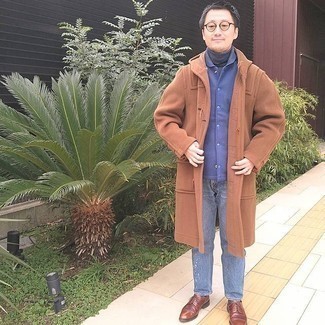 Comment porter une veste violet clair quand il fait frais