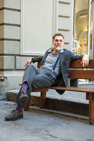 Comment porter des chaussettes violet clair