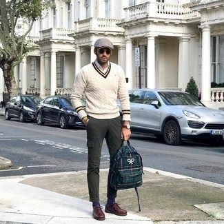 Comment porter des chaussettes violet clair pour un style decontractés