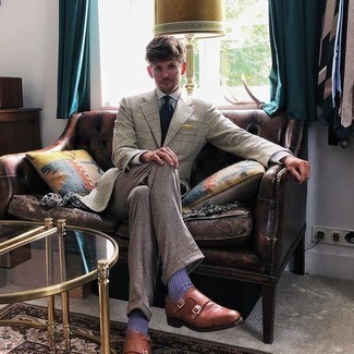Comment porter des chaussettes violet clair