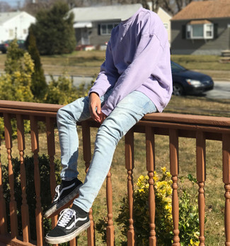 Comment porter un sweat-shirt violet clair