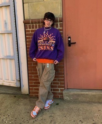 Comment porter un sweat-shirt violet clair
